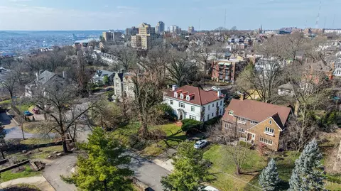 View/Area - 2717 Johnstone Pl, Cincinnati, OH 45206 photo 5 of 12