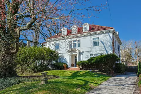 2717 Johnstone Pl, Cincinnati, OH 45206