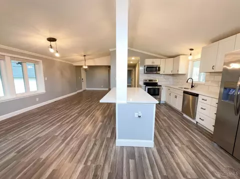 7809 View Place Dr, Cincinnati, OH 45224 photo 9