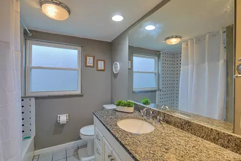 Bath - 10108 Zig Zag Rd, Blue Ash, OH 45242 photo 1 of 2
