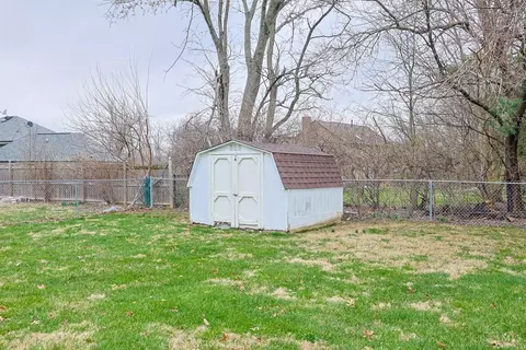 Exterior - 10108 Zig Zag Rd, Blue Ash, OH 45242 photo 6 of 7