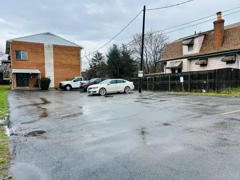 Exterior - 1584 Galbraith Rd, Cincinnati, OH 45231 photo 1 of 1