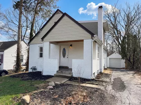 155 Bonham Rd, Wyoming, OH 45215