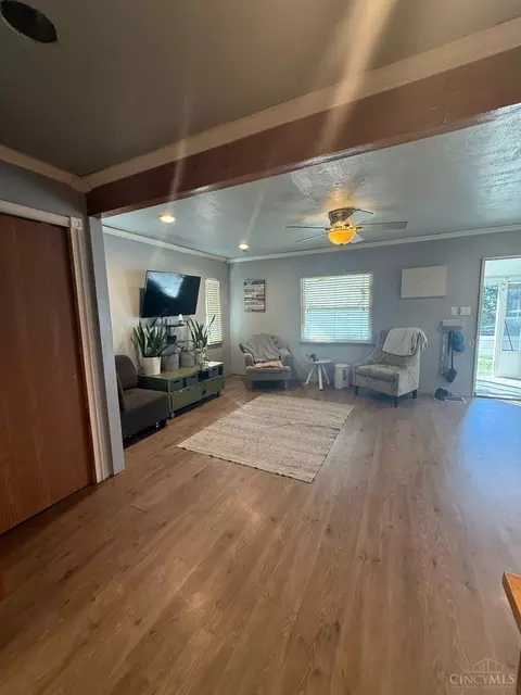 Living - 3918 School Section Rd, Cheviot, OH 45211 photo 2 of 2
