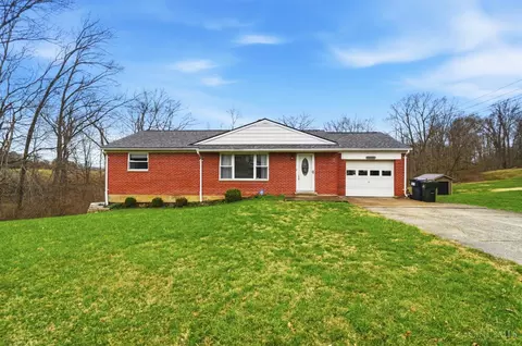 5267 Radford Dr, Morrow, OH 45152