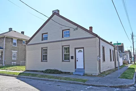 435 Pearl St, Reading, OH 45215