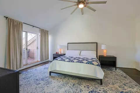 Bedroom - 14 Spring Knoll Dr, Mariemont, OH 45227 photo 2 of 4