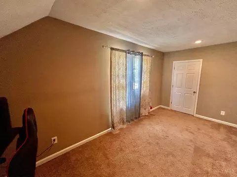 6001 Bramble Ave, Cincinnati, OH 45227 photo 36