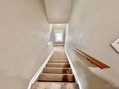 6001 Bramble Ave, Cincinnati, OH 45227 photo 23