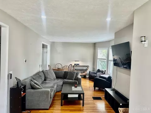 6001 Bramble Ave, Cincinnati, OH 45227 photo 12