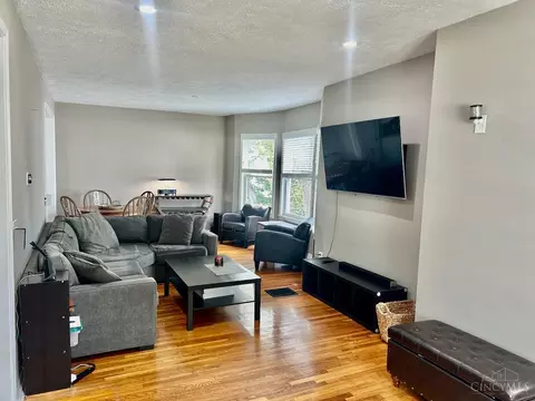 6001 Bramble Ave, Cincinnati, OH 45227 photo 11