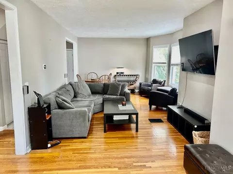 6001 Bramble Ave, Cincinnati, OH 45227 photo 14