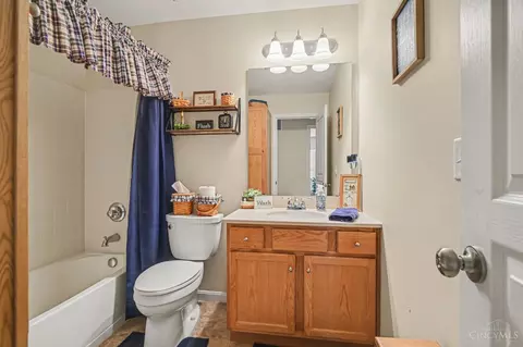 Bath - 4616 Stablehand Dr, Batavia, OH 45103 photo 1 of 2