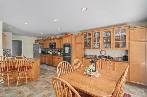 Kitchen - 4616 Stablehand Dr, Batavia, OH 45103 photo 1 of 5