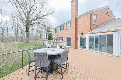 Exterior - 8000 Blome Rd, Cincinnati, OH 45243 photo 7 of 9