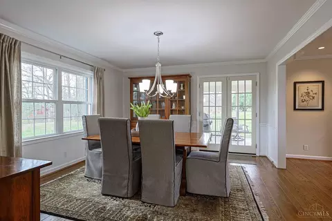 Dining - 8000 Blome Rd, Cincinnati, OH 45243 photo 2 of 3