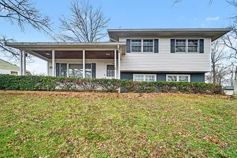 9568 Mt Nebo Rd, North Bend, OH 45052