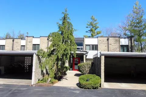 399 Galbraith Rd, Cincinnati, OH 45215