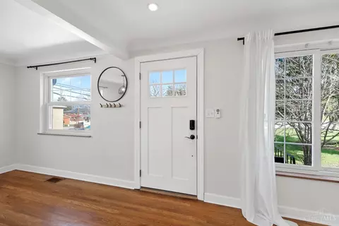 Entry Way - 2133 Ronaldson Ave, Cincinnati, OH 45230 photo 1 of 1