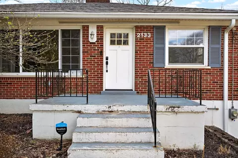 Exterior - 2133 Ronaldson Ave, Cincinnati, OH 45230 photo 4 of 12