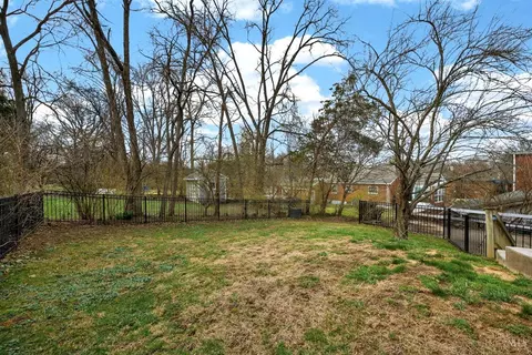 Exterior - 2133 Ronaldson Ave, Cincinnati, OH 45230 photo 9 of 12