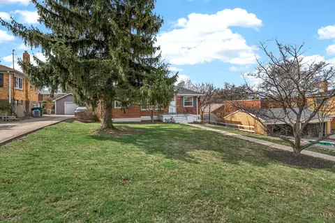 Exterior - 2133 Ronaldson Ave, Cincinnati, OH 45230 photo 3 of 12