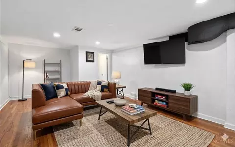 Living - 2133 Ronaldson Ave, Cincinnati, OH 45230 photo 10 of 10