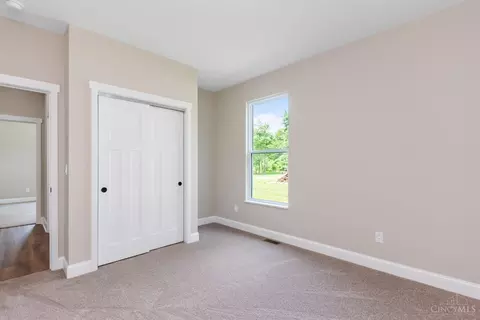 Bedroom - 419 Liming Farm Rd, Mount Orab, OH 45154 photo 6 of 8