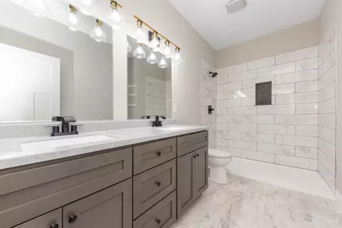 Bath - 419 Liming Farm Rd, Mount Orab, OH 45154 photo 1 of 2