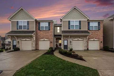 9370 Bridgecreek Dr, Cincinnati, OH 45231
