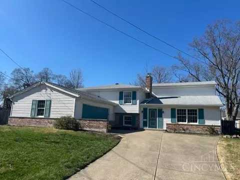 1944 Creswell Dr, Cincinnati, OH 45240