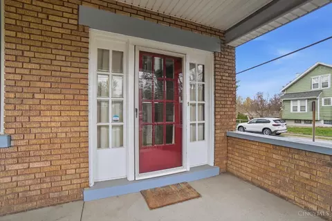 Exterior - 1075 Coronado Ave, Cincinnati, OH 45238 photo 5 of 13