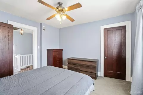 Bedroom - 1075 Coronado Ave, Cincinnati, OH 45238 photo 3 of 5