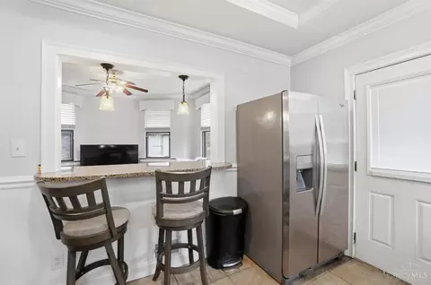 Kitchen - 1075 Coronado Ave, Cincinnati, OH 45238 photo 4 of 4