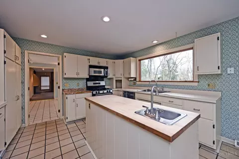9031 Winthrop Dr, Montgomery, OH 45249 photo 19