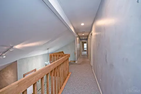 9031 Winthrop Dr, Montgomery, OH 45249 photo 35