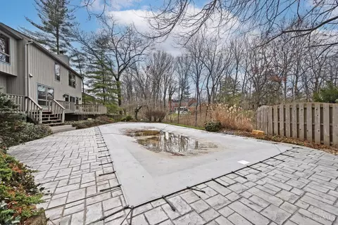 9031 Winthrop Dr, Montgomery, OH 45249 photo 60