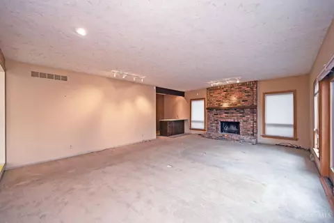 9031 Winthrop Dr, Montgomery, OH 45249 photo 27