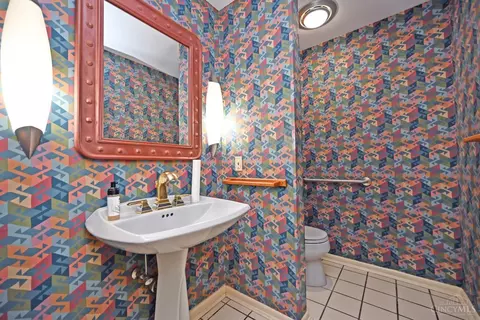 9031 Winthrop Dr, Montgomery, OH 45249 photo 33