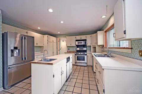 9031 Winthrop Dr, Montgomery, OH 45249 photo 20