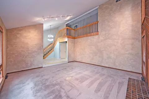 9031 Winthrop Dr, Montgomery, OH 45249 photo 12