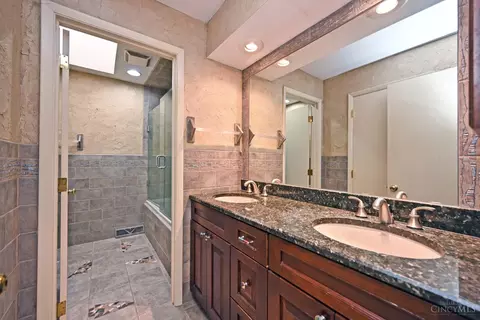 9031 Winthrop Dr, Montgomery, OH 45249 photo 46