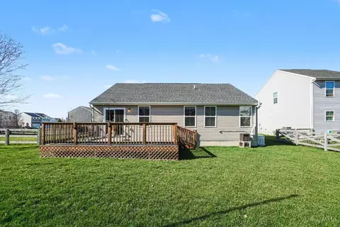 Exterior - 4798 Sullivans Ridge Dr, Morrow, OH 45152 photo 6 of 9