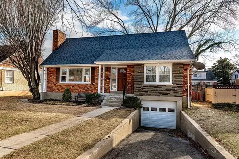 3553 Edgeview Dr, Cincinnati, OH 45213