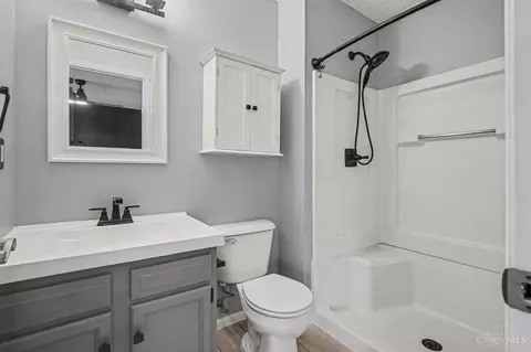 Bath - 8 Robin Way, Amelia, OH 45102 photo 1 of 2