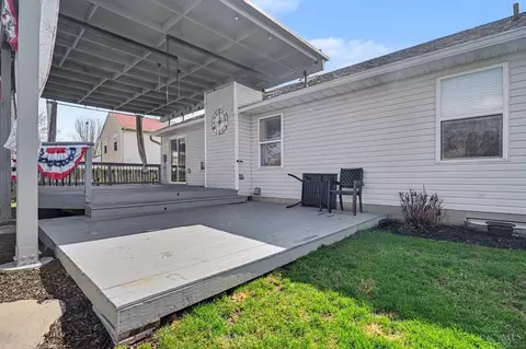 Exterior - 8 Robin Way, Amelia, OH 45102 photo 3 of 7