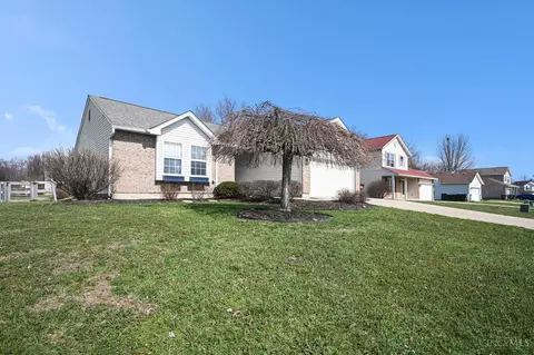 Exterior - 8 Robin Way, Amelia, OH 45102 photo 7 of 7
