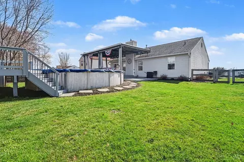 Exterior - 8 Robin Way, Amelia, OH 45102 photo 4 of 7
