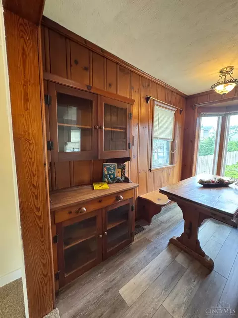 Dining - 1288 Southlyn Dr, Kettering, OH 45409 photo 1 of 3
