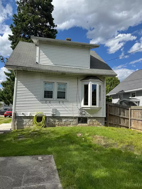 Exterior - 1288 Southlyn Dr, Kettering, OH 45409 photo 6 of 6